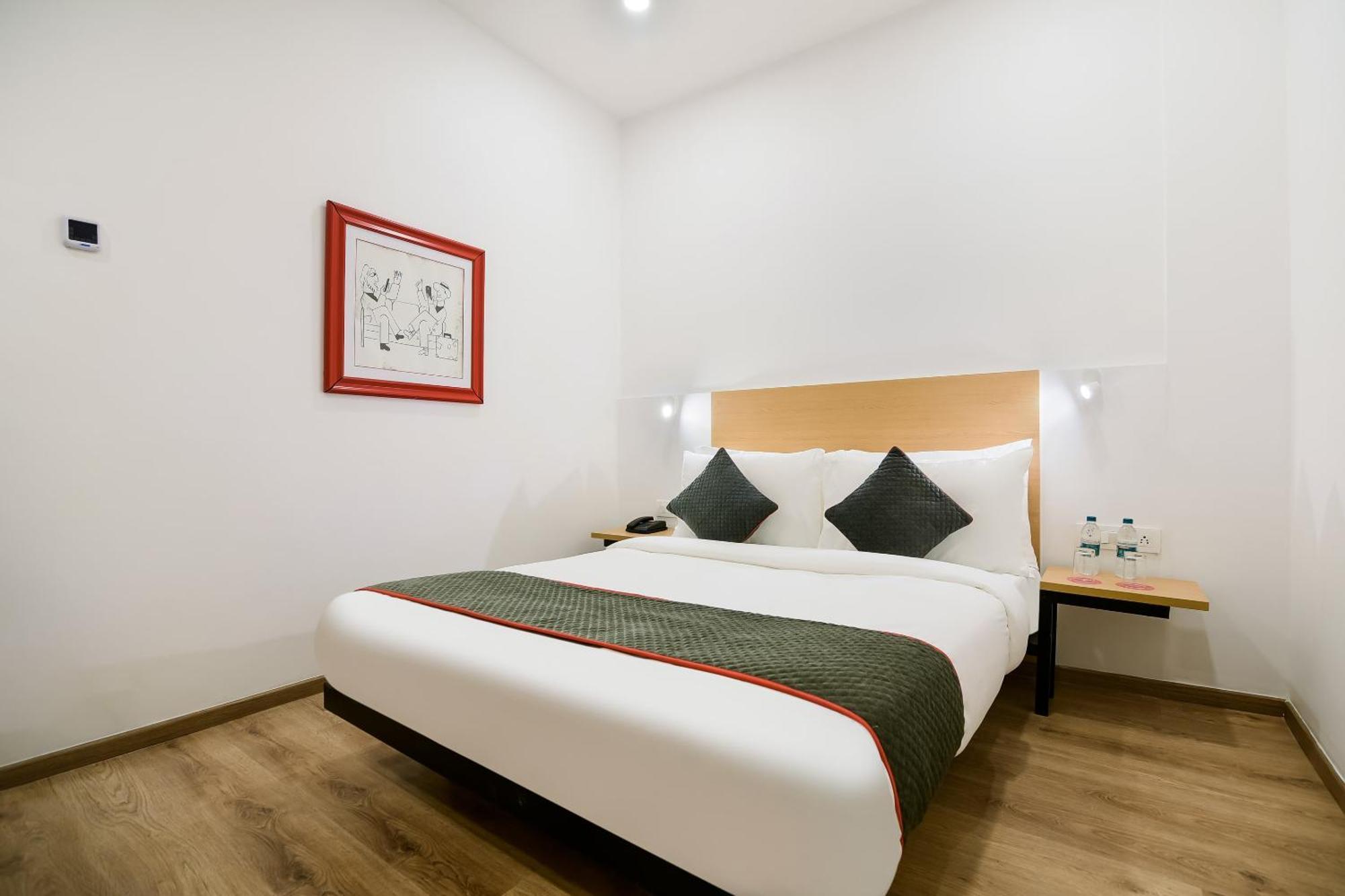 Hotel Townhouse The Awadh Airport Near Chaudhary Charan Singh International Airport à Bijnaur Extérieur photo