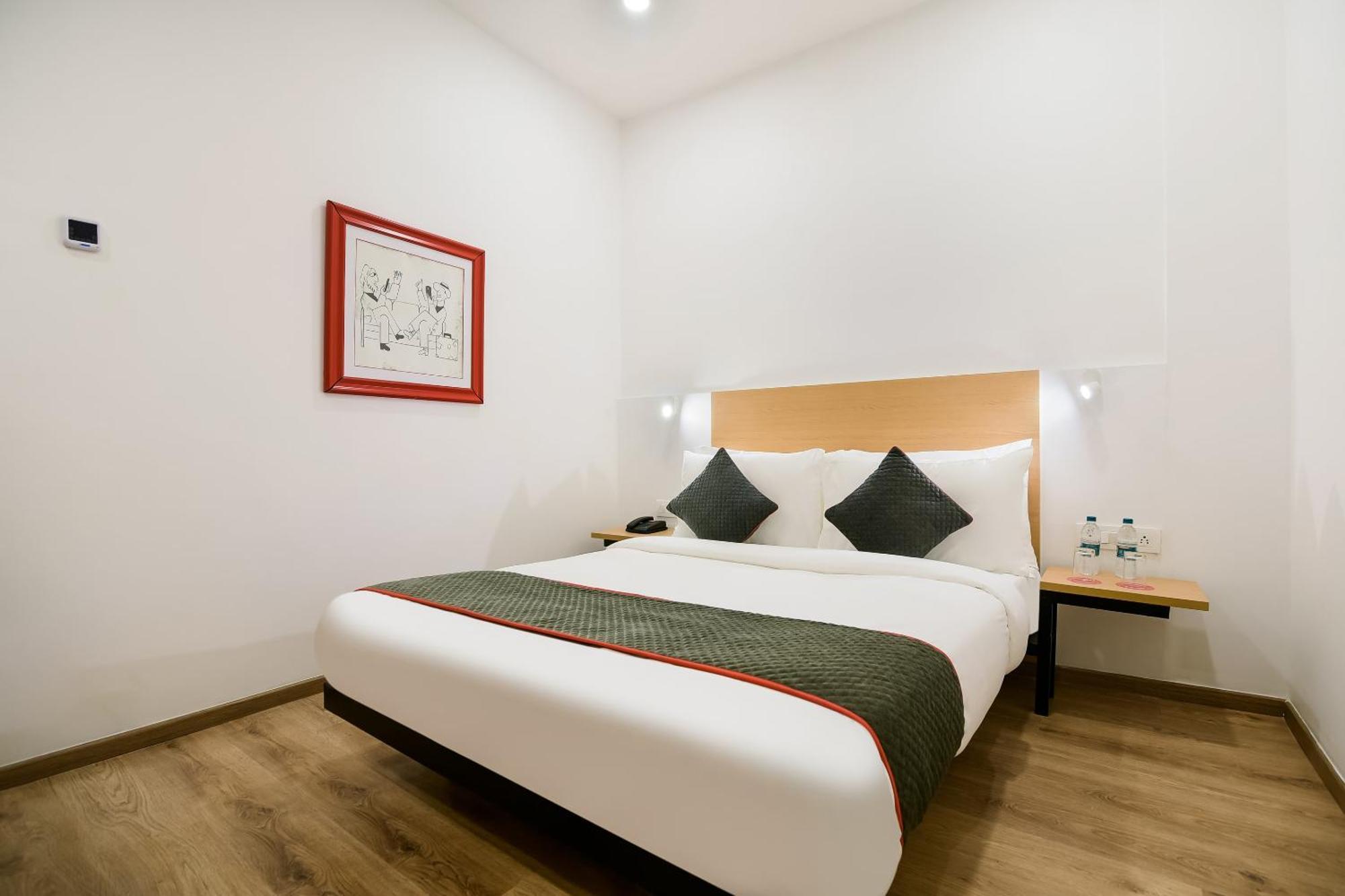 Hotel Townhouse The Awadh Airport Near Chaudhary Charan Singh International Airport à Bijnaur Extérieur photo