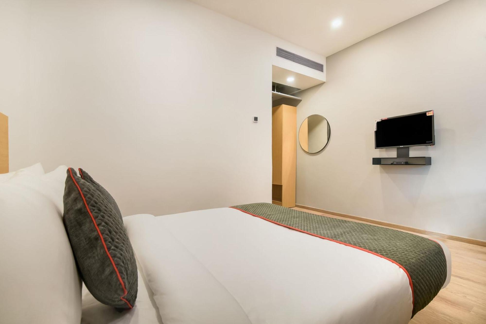 Hotel Townhouse The Awadh Airport Near Chaudhary Charan Singh International Airport à Bijnaur Extérieur photo