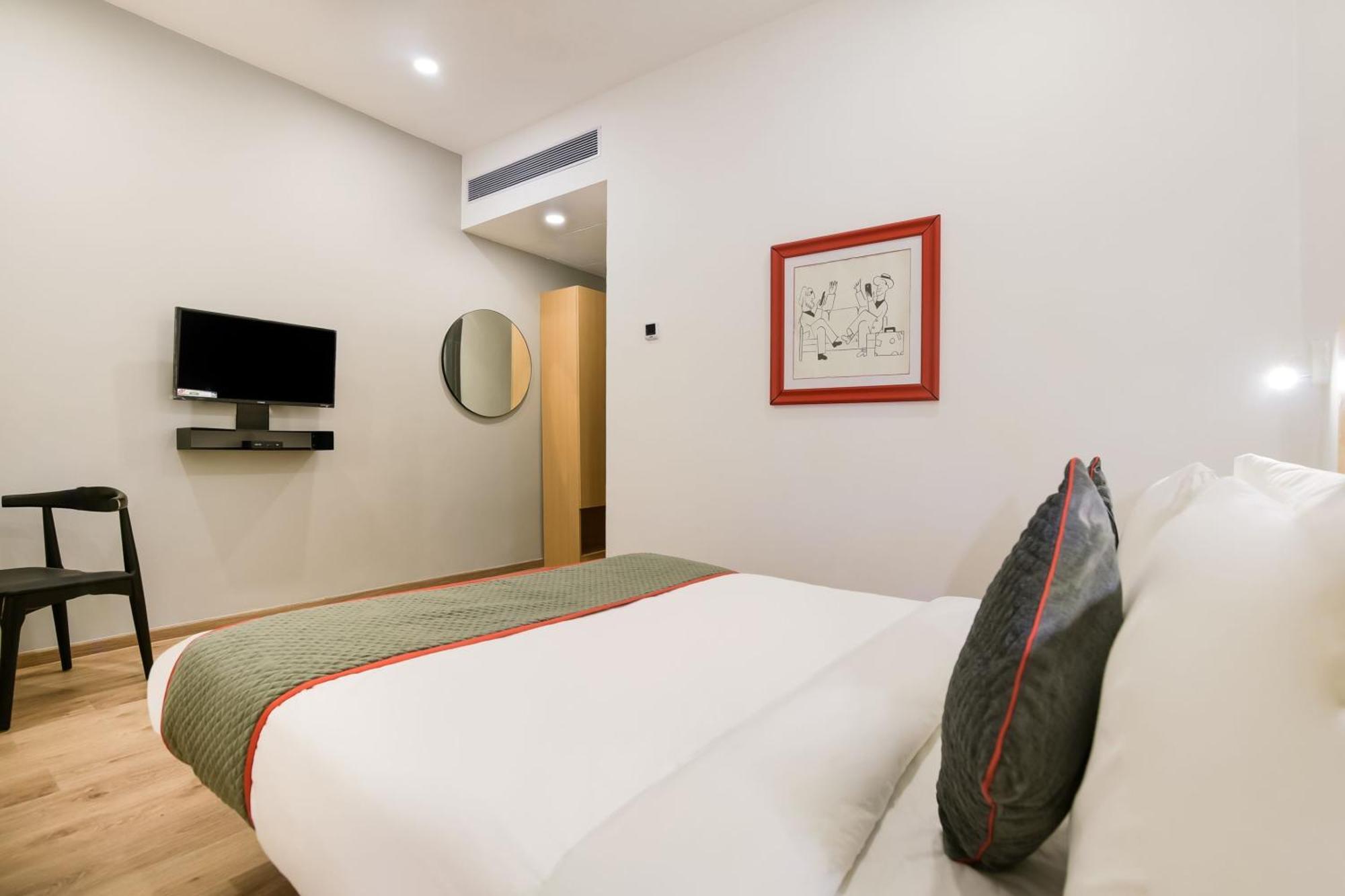 Hotel Townhouse The Awadh Airport Near Chaudhary Charan Singh International Airport à Bijnaur Extérieur photo